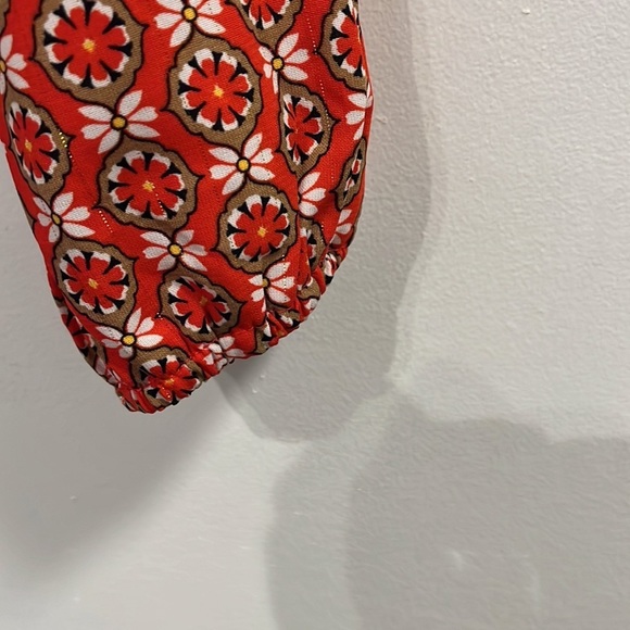 Molly Bracken red Long Sleeve Mosaic Printed Top - size large - Picture 8 of 11